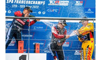 JANÍK MOTORSPORT (54)