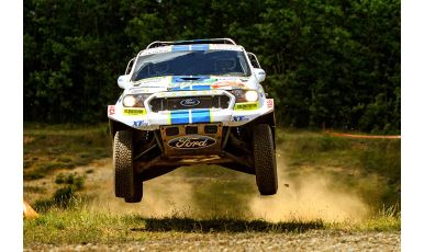 ULTIMATE DAKAR racing