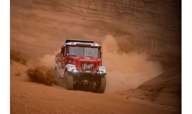 InstaTrade Loprais Team De Rooy FPT (54)