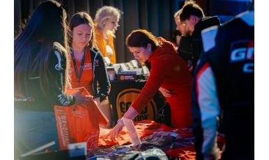 Dakarská beseda: DAKAR V SRDCI VYSOČINY (256)