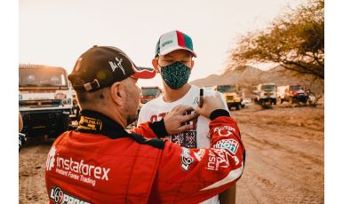 Instaforex Loprais Praga Team - D1