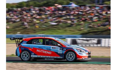 JANÍK MOTORSPORT (80)