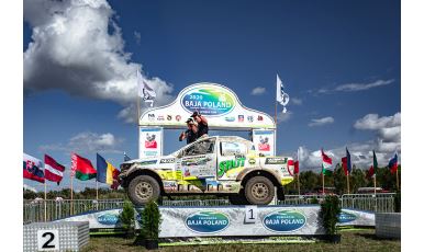 ULTIMATE DAKAR racing