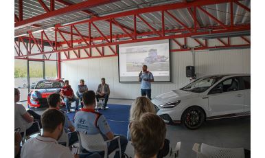 JANÍK MOTORSPORT (42)