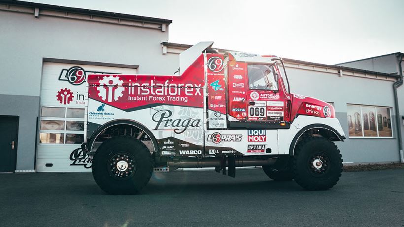 Instaforex Loprais Team