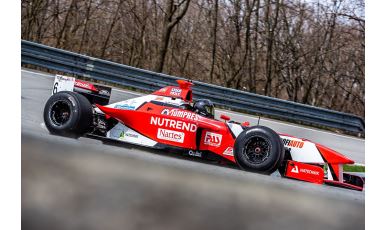 JANÍK MOTORSPORT (1)